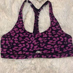 Lululemon sports bra